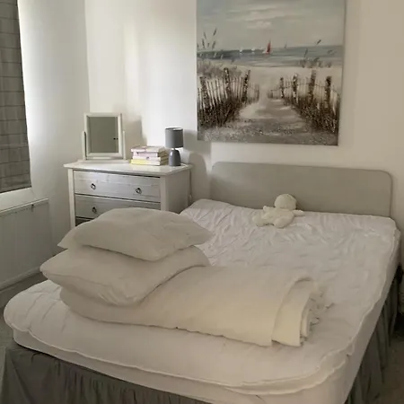 Captivating 3-bed In Port Na Blagh