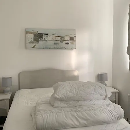 Captivating 3-bed In Port Na Blagh